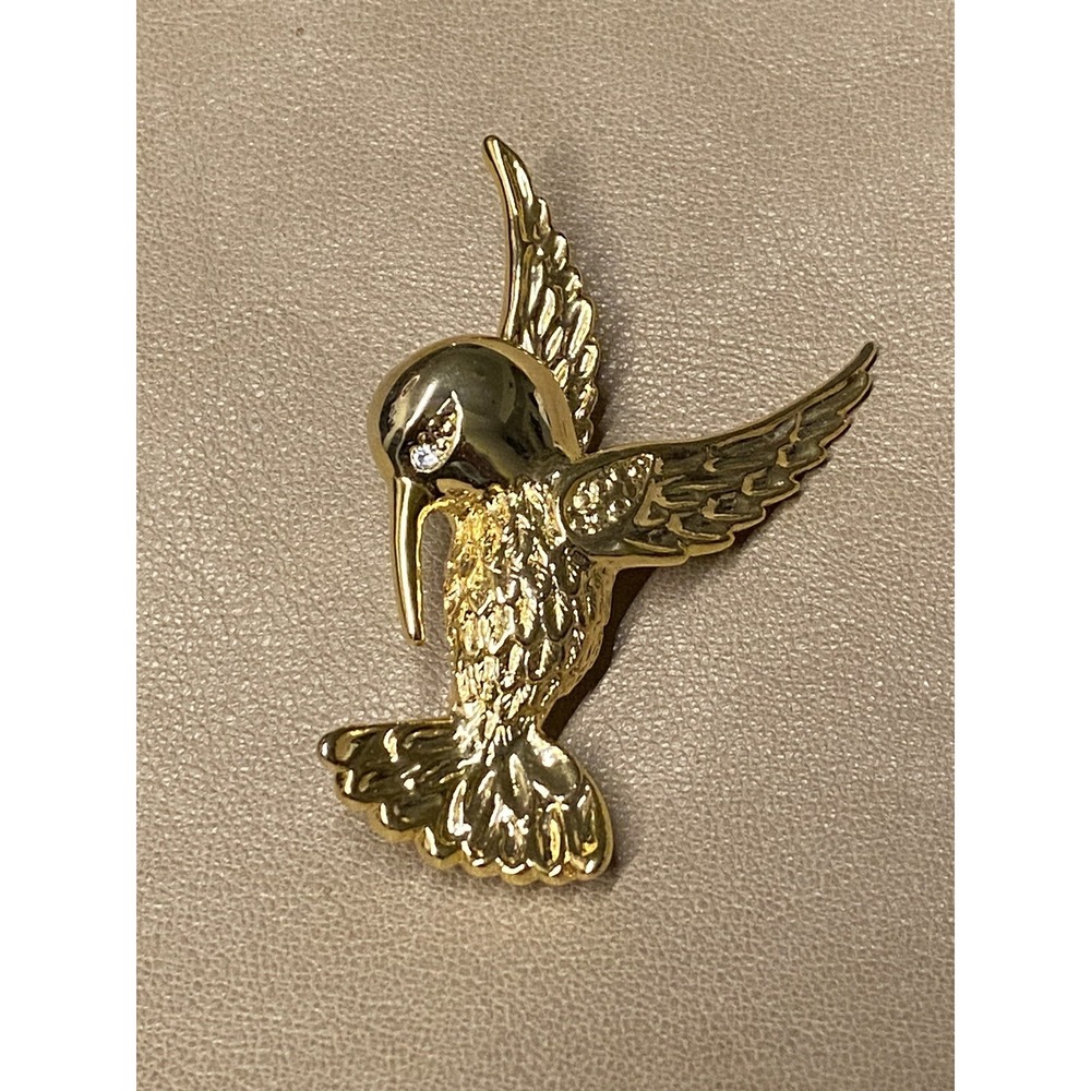 1990's Gold tone Eye Clear Rhinestone HUMMINGBIRD Brooch Powerful Little Bird